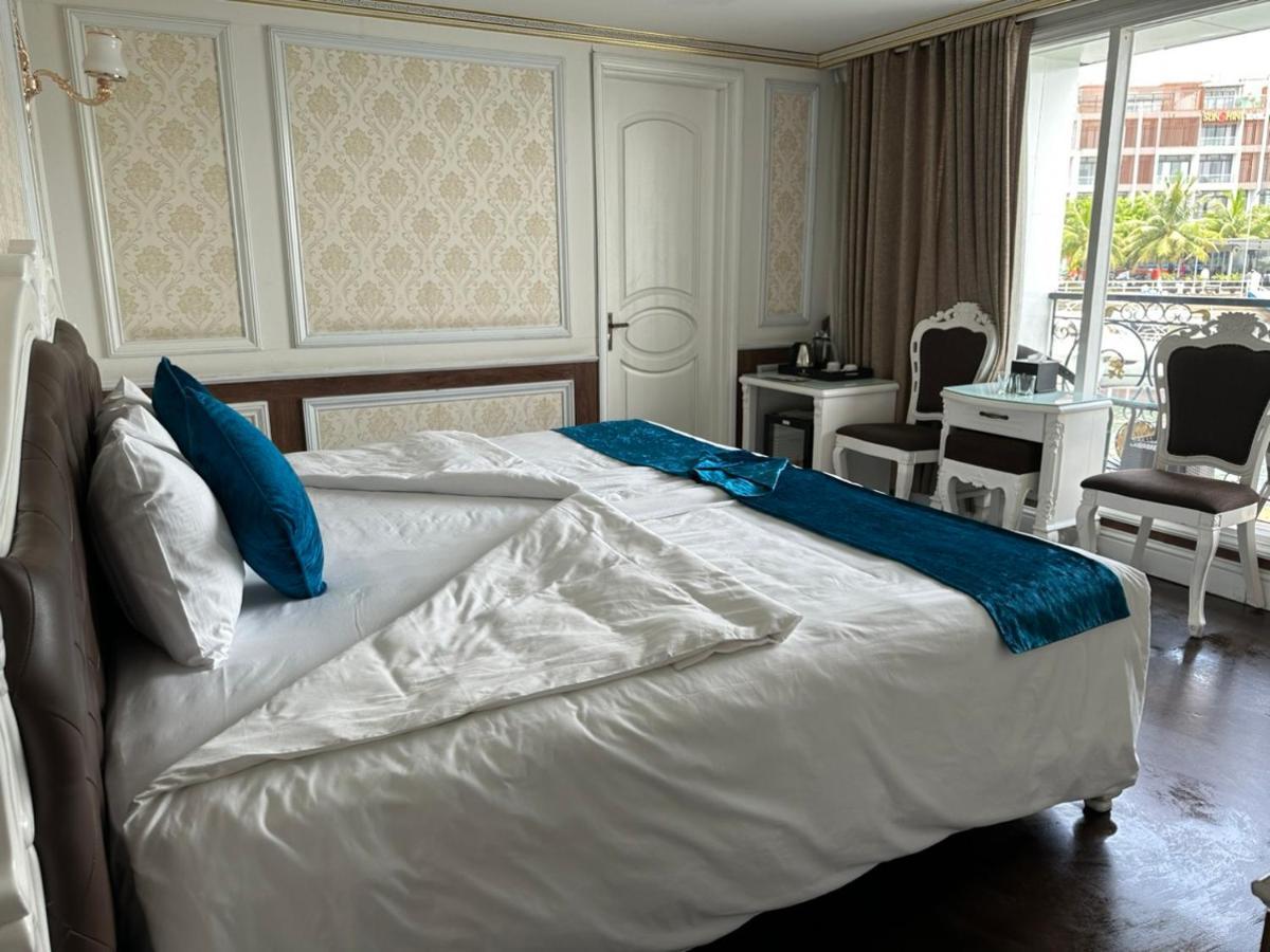 Hotel Aquamarine Premium Cruise Ha Long Exterior foto