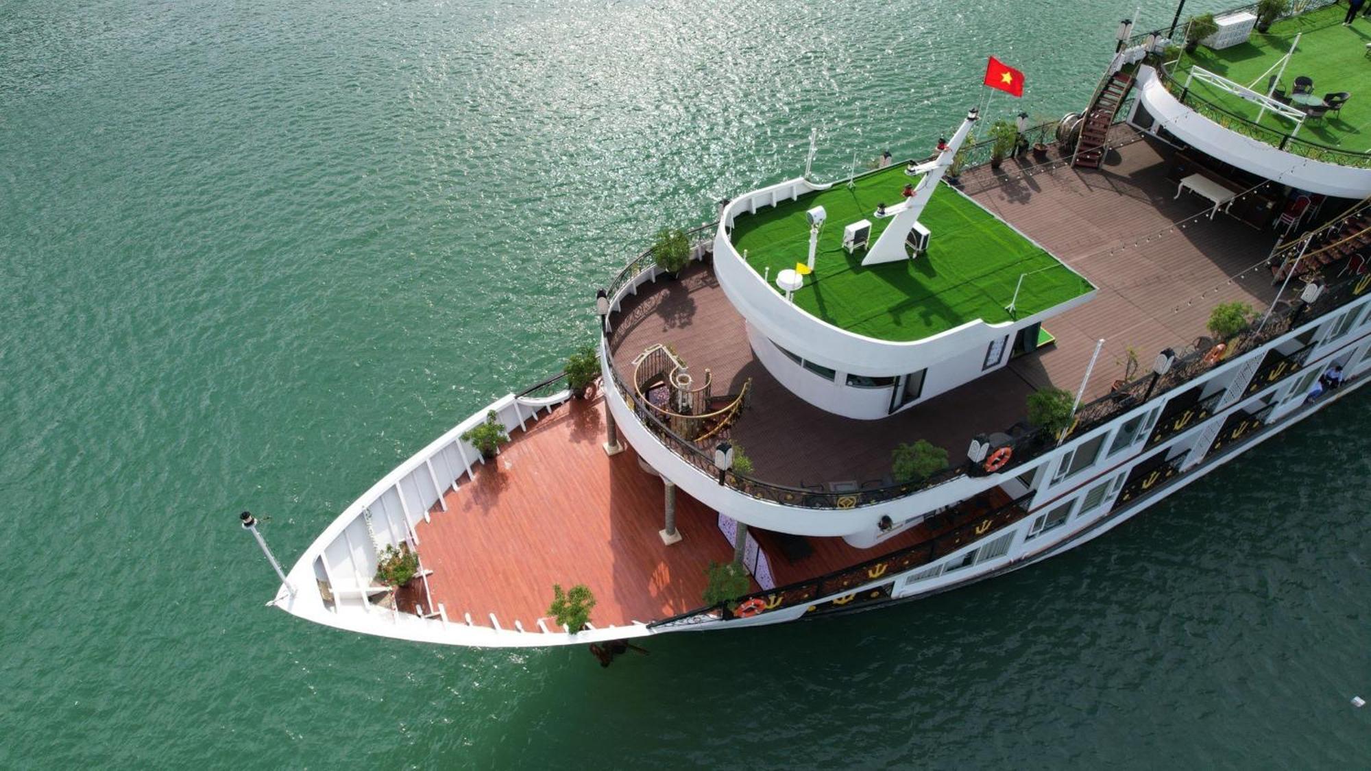Hotel Aquamarine Premium Cruise Ha Long Exterior foto